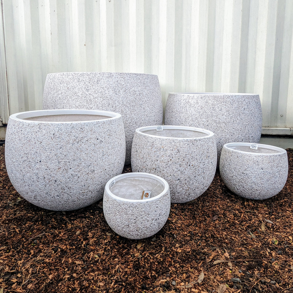 Mega Belly Pot Pebbles – Altra Nursery