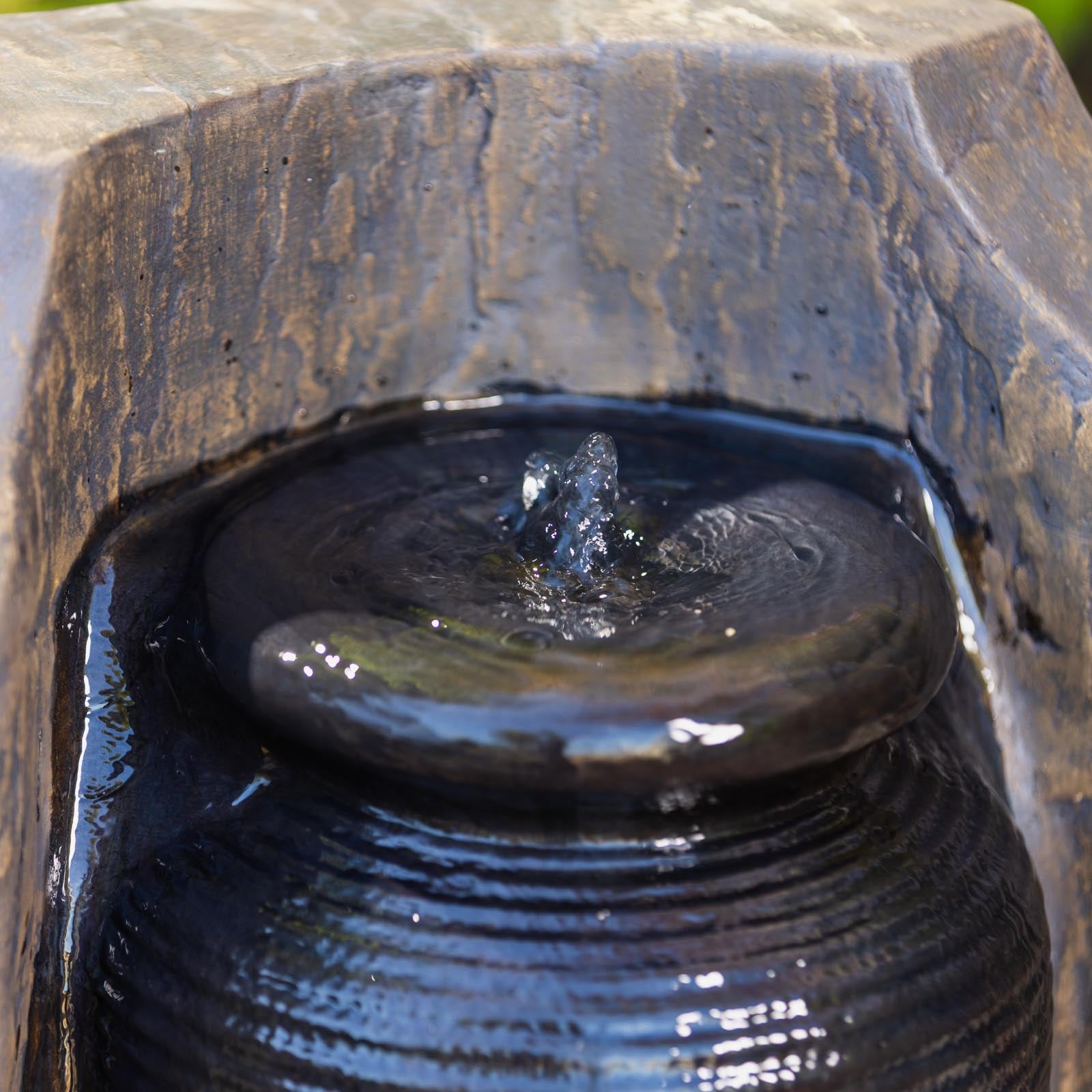 Softlight Urn Fountain