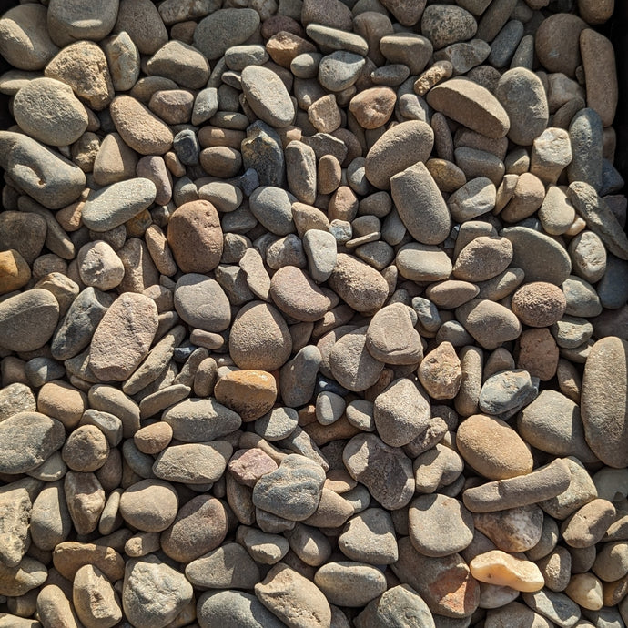Nepean river pebbles - medium 20kg