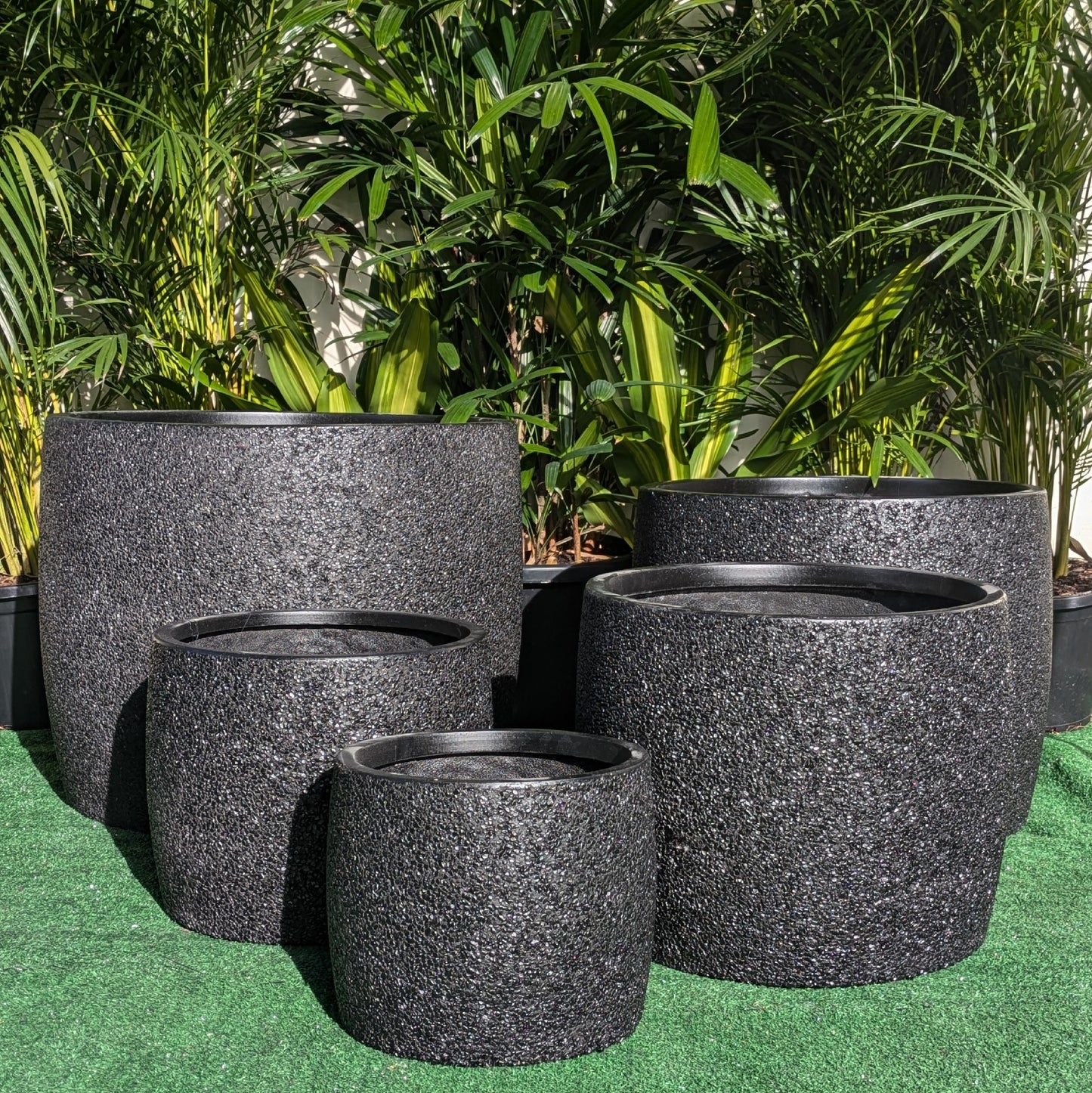 Storm Cylinder [Size:Medium Finish:Black Pebble]