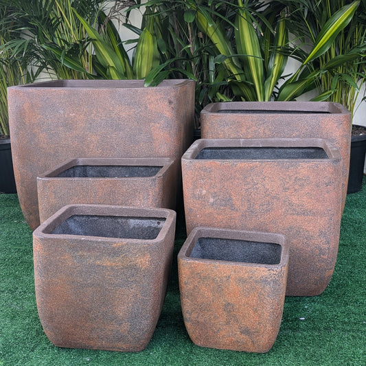 Prague Square [Size:Small Finish:Rust]